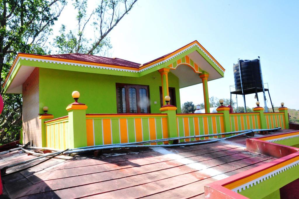 Akashadeepa Homestay ماديكيري المظهر الخارجي الصورة